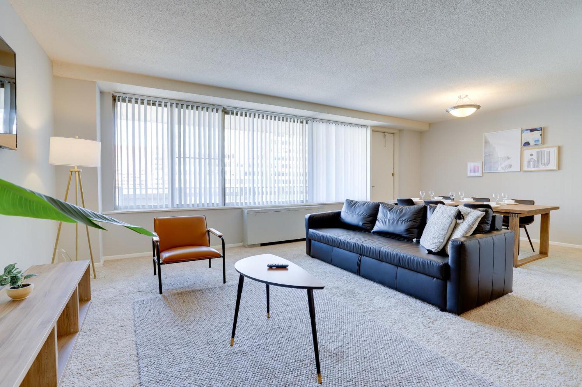 Beautiful 2Br Apartment At Crystal City With Gym أرلنغتون المظهر الخارجي الصورة