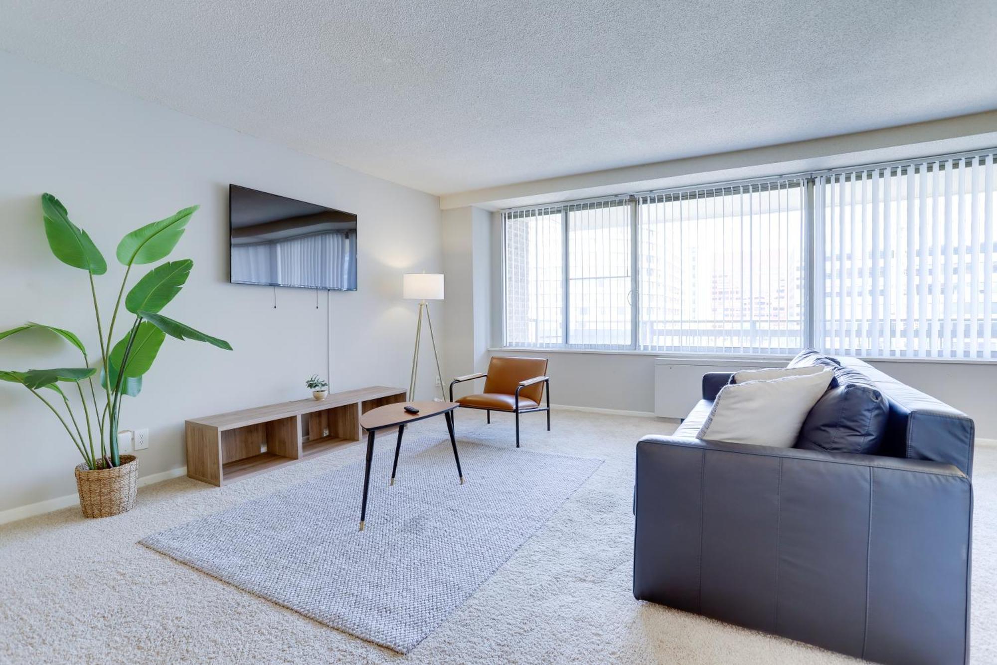 Beautiful 2Br Apartment At Crystal City With Gym أرلنغتون المظهر الخارجي الصورة